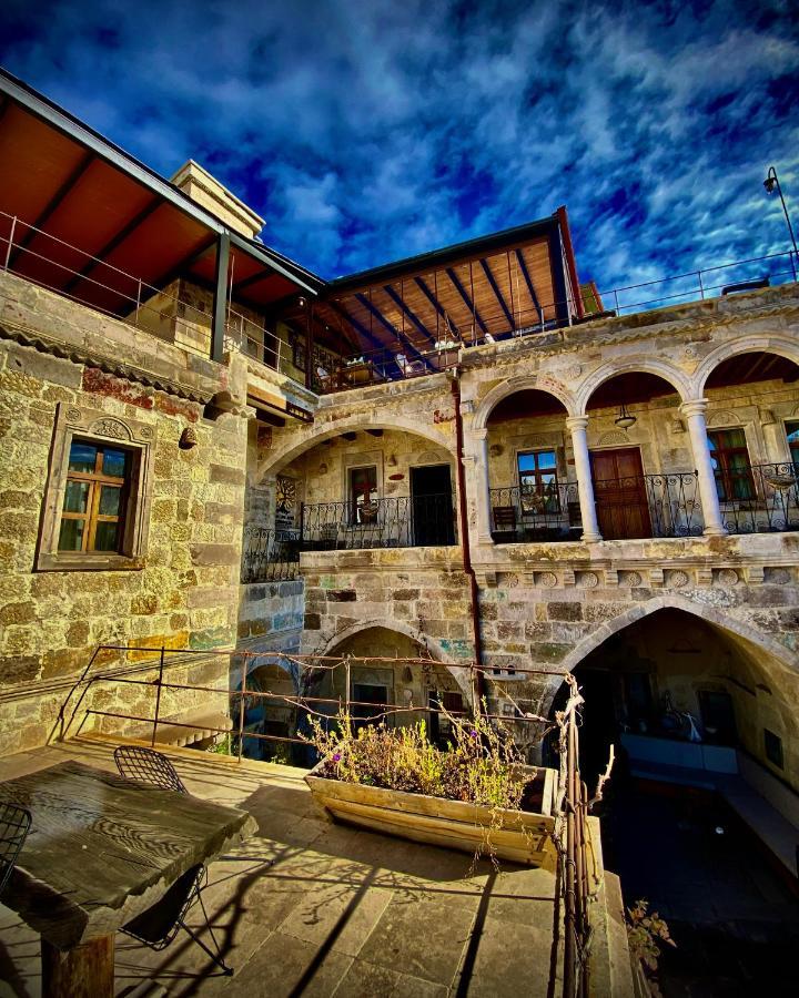 Aren Cave Hotel And Art Gallery Göreme Exteriör bild